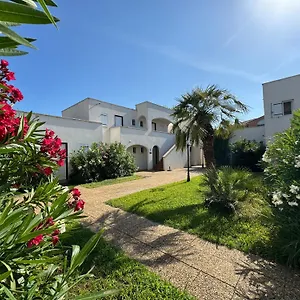 beach-cannes-bungalows.fr-provencehotel.com/